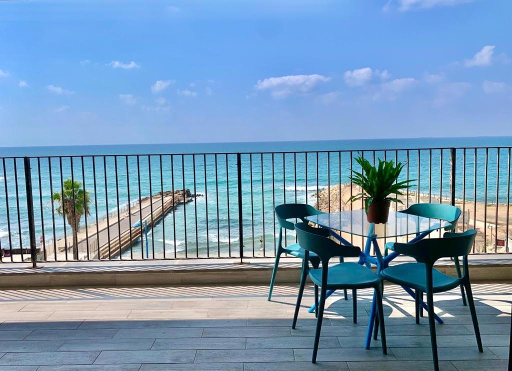 Beach Place Apartments Haïfa Extérieur photo