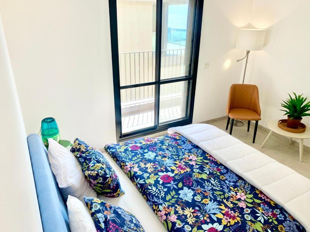 Beach Place Apartments Haïfa Extérieur photo