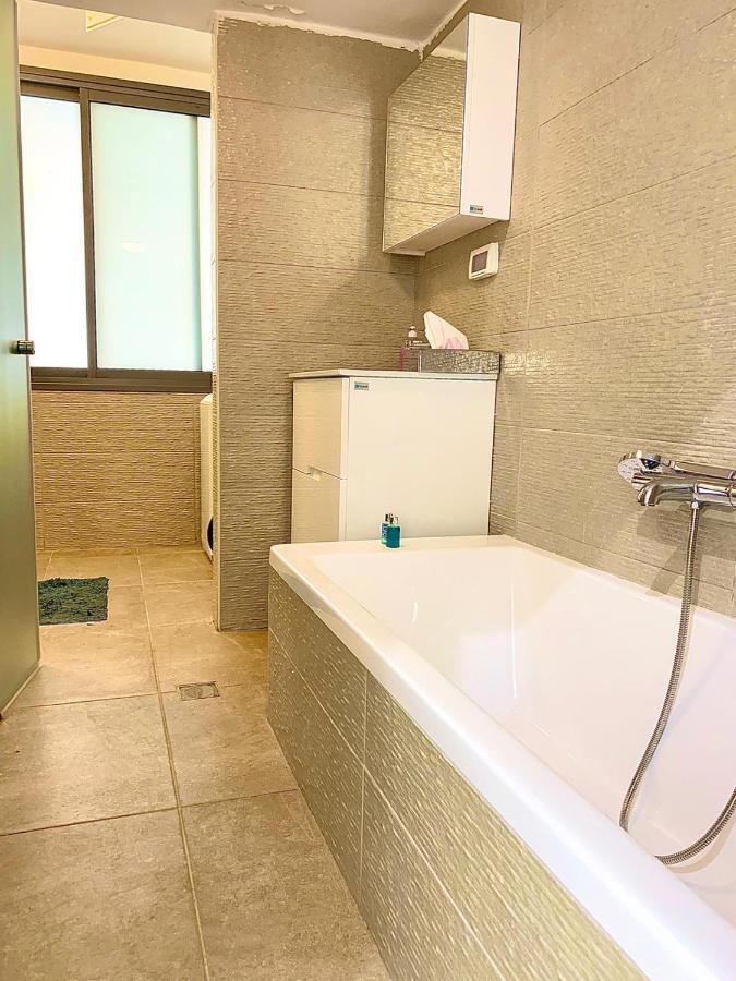 Beach Place Apartments Haïfa Extérieur photo